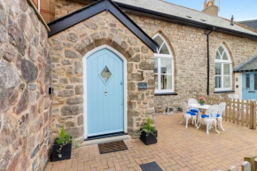 1 Chapel Mews